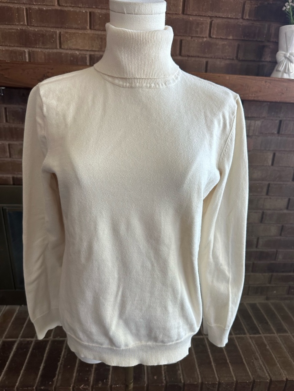 Lauren Ralph Lauren Ivory 100% Cotton Turtleneck Sweater Elegant Minimalist L